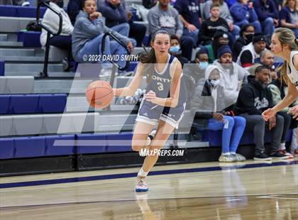 Thumbnail 2 in Blue Valley North vs Lee's Summit West - 810 Varsity Showcase photogallery.
