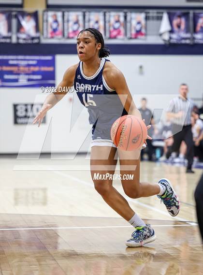 Thumbnail 2 in Blue Valley North vs Lee's Summit West - 810 Varsity Showcase photogallery.
