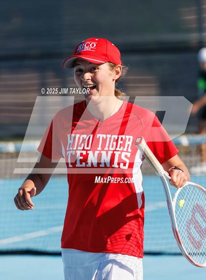 Thumbnail 2 in UIL 2A District Tennis photogallery.