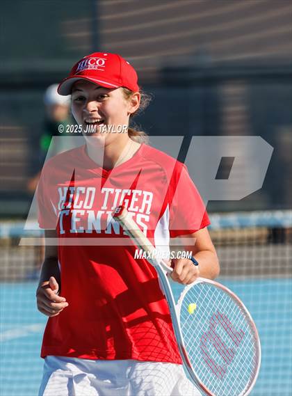 Thumbnail 1 in UIL 2A District Tennis photogallery.