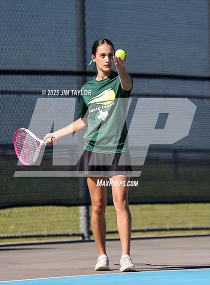 Thumbnail 3 in UIL 2A District Tennis photogallery.