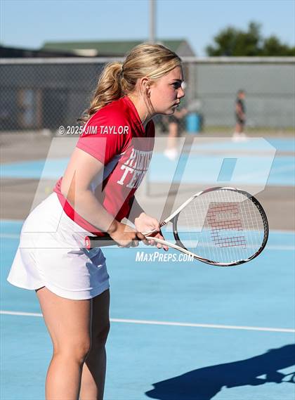 Thumbnail 2 in UIL 2A District Tennis photogallery.