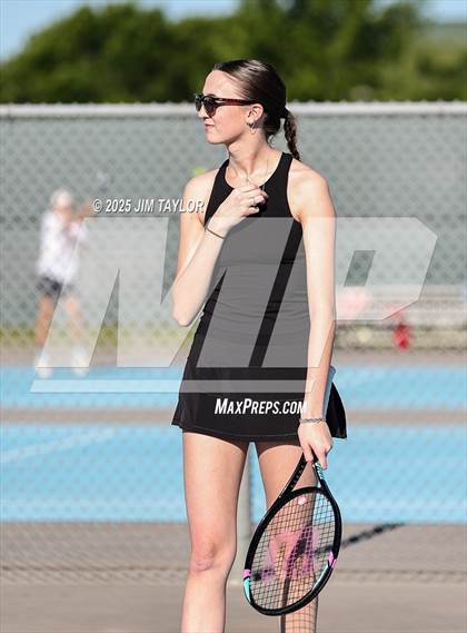 Thumbnail 1 in UIL 2A District Tennis photogallery.