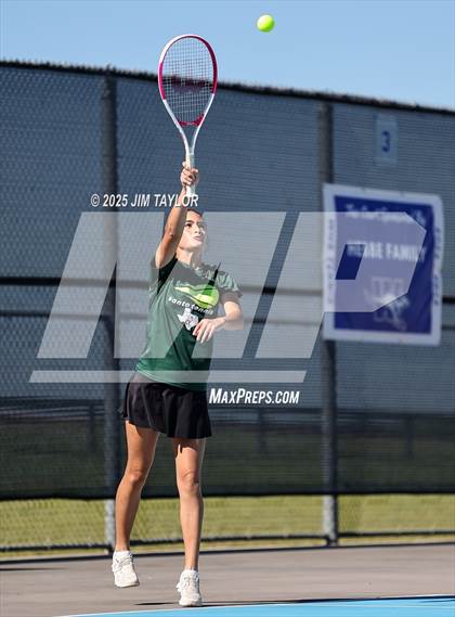 Thumbnail 1 in UIL 2A District Tennis photogallery.