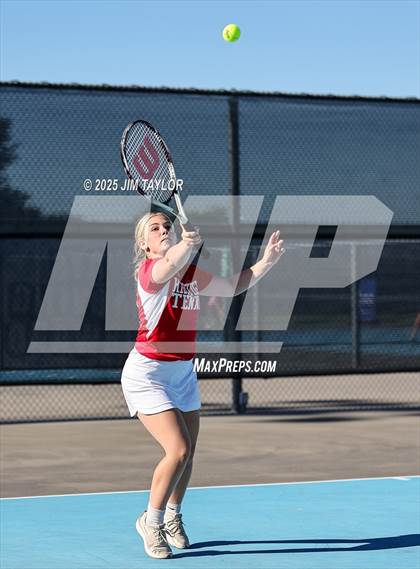 Thumbnail 2 in UIL 2A District Tennis photogallery.