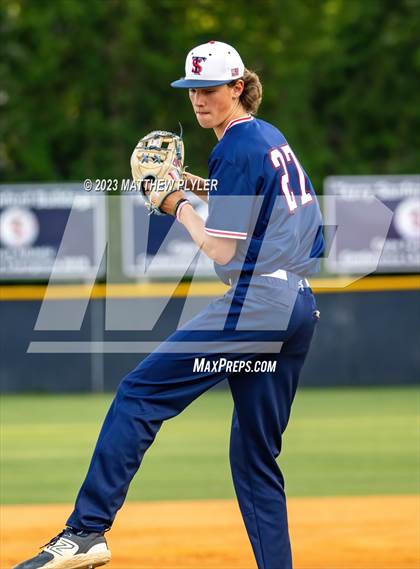 Thumbnail 2 in Lee County vs Terry Sanford (NCHSAA 3A Second Round) photogallery.
