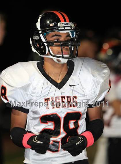 Thumbnail 2 in Blair vs. South Pasadena photogallery.