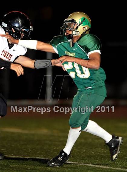 Thumbnail 3 in Blair vs. South Pasadena photogallery.