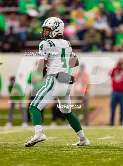 Thumbnail 2 in Dutch Fork vs Summerville (SCHSL 5A Div. 1 Final) photogallery.