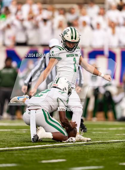 Thumbnail 1 in Dutch Fork vs Summerville (SCHSL 5A Div. 1 Final) photogallery.