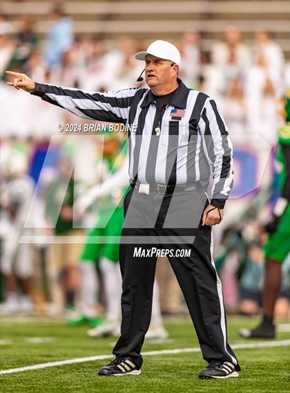 Thumbnail 3 in Dutch Fork vs Summerville (SCHSL 5A Div. 1 Final) photogallery.