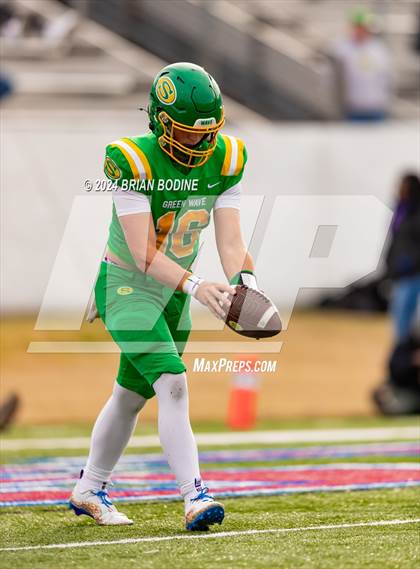 Thumbnail 3 in Dutch Fork vs Summerville (SCHSL 5A Div. 1 Final) photogallery.