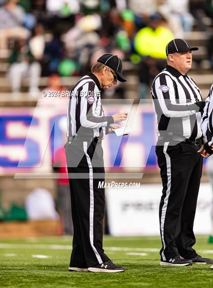 Thumbnail 3 in Dutch Fork vs Summerville (SCHSL 5A Div. 1 Final) photogallery.