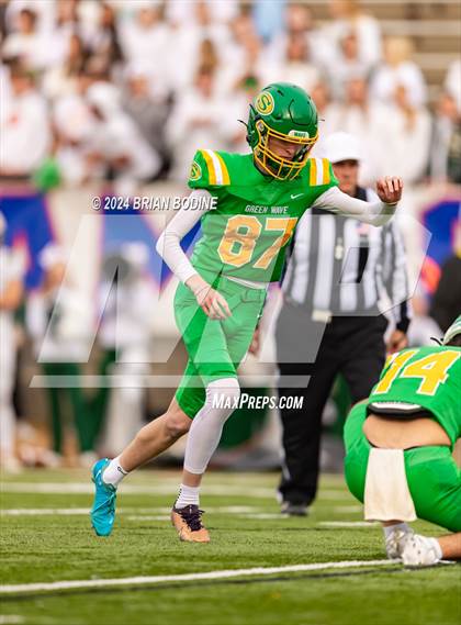 Thumbnail 2 in Dutch Fork vs Summerville (SCHSL 5A Div. 1 Final) photogallery.