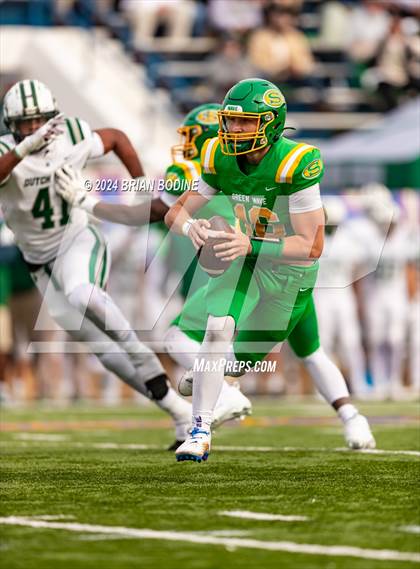 Thumbnail 1 in Dutch Fork vs Summerville (SCHSL 5A Div. 1 Final) photogallery.