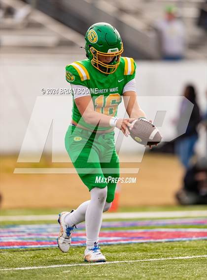 Thumbnail 1 in Dutch Fork vs Summerville (SCHSL 5A Div. 1 Final) photogallery.