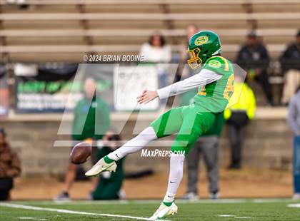 Thumbnail 3 in Dutch Fork vs Summerville (SCHSL 5A Div. 1 Final) photogallery.