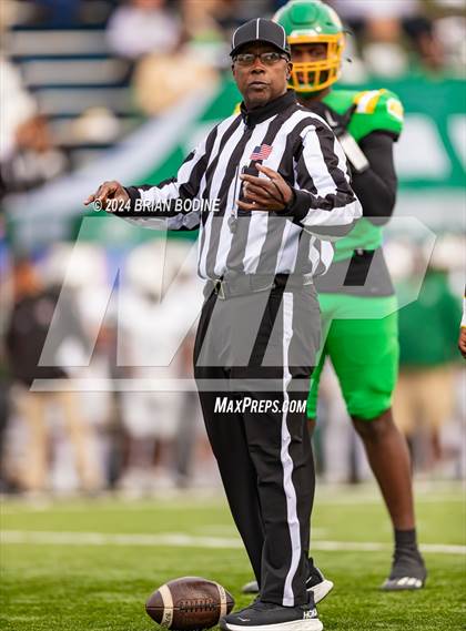 Thumbnail 1 in Dutch Fork vs Summerville (SCHSL 5A Div. 1 Final) photogallery.