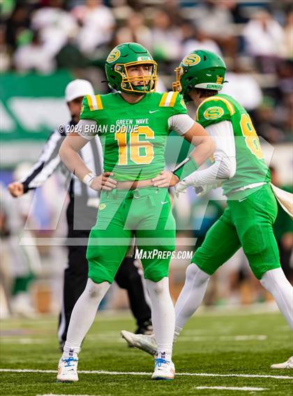 Thumbnail 3 in Dutch Fork vs Summerville (SCHSL 5A Div. 1 Final) photogallery.