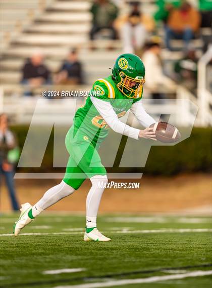 Thumbnail 1 in Dutch Fork vs Summerville (SCHSL 5A Div. 1 Final) photogallery.