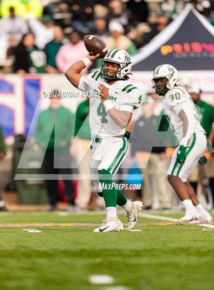 Thumbnail 3 in Dutch Fork vs Summerville (SCHSL 5A Div. 1 Final) photogallery.