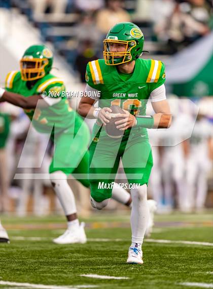 Thumbnail 1 in Dutch Fork vs Summerville (SCHSL 5A Div. 1 Final) photogallery.