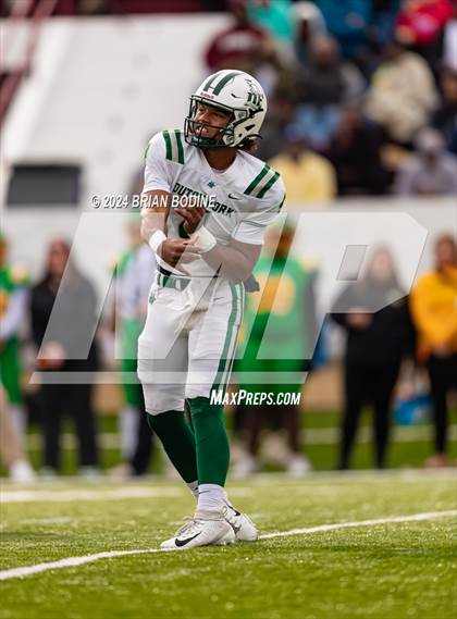 Thumbnail 1 in Dutch Fork vs Summerville (SCHSL 5A Div. 1 Final) photogallery.