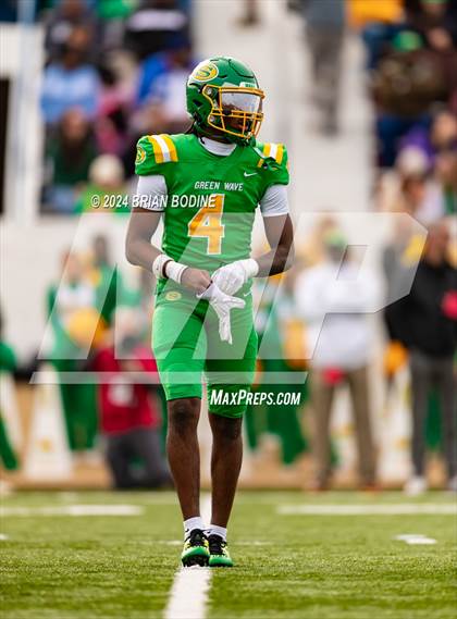 Thumbnail 2 in Dutch Fork vs Summerville (SCHSL 5A Div. 1 Final) photogallery.