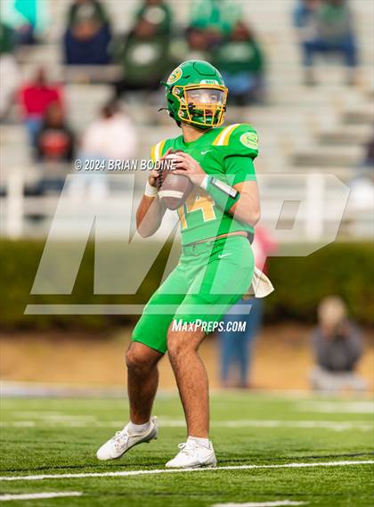 Thumbnail 2 in Dutch Fork vs Summerville (SCHSL 5A Div. 1 Final) photogallery.