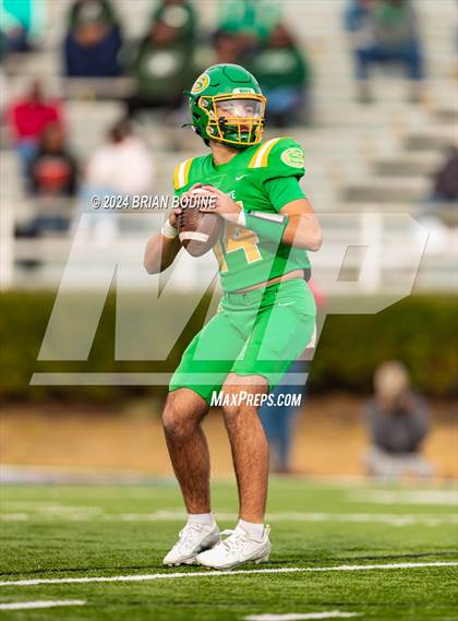 Thumbnail 3 in Dutch Fork vs Summerville (SCHSL 5A Div. 1 Final) photogallery.