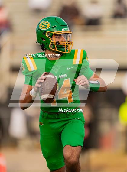 Thumbnail 1 in Dutch Fork vs Summerville (SCHSL 5A Div. 1 Final) photogallery.