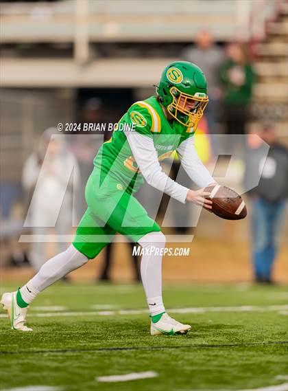 Thumbnail 1 in Dutch Fork vs Summerville (SCHSL 5A Div. 1 Final) photogallery.
