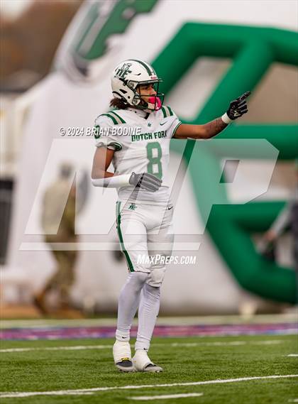 Thumbnail 3 in Dutch Fork vs Summerville (SCHSL 5A Div. 1 Final) photogallery.