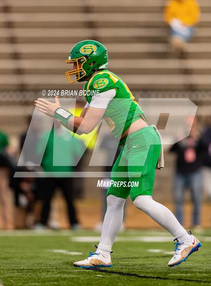 Thumbnail 1 in Dutch Fork vs Summerville (SCHSL 5A Div. 1 Final) photogallery.
