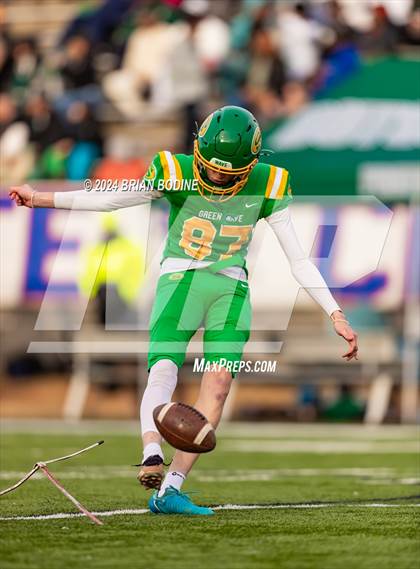 Thumbnail 2 in Dutch Fork vs Summerville (SCHSL 5A Div. 1 Final) photogallery.
