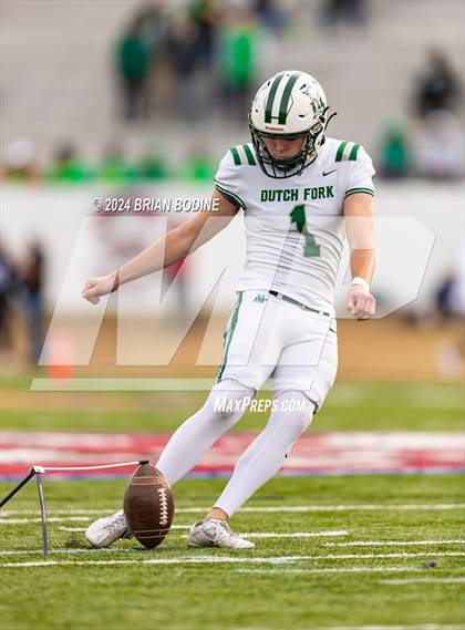 Thumbnail 3 in Dutch Fork vs Summerville (SCHSL 5A Div. 1 Final) photogallery.
