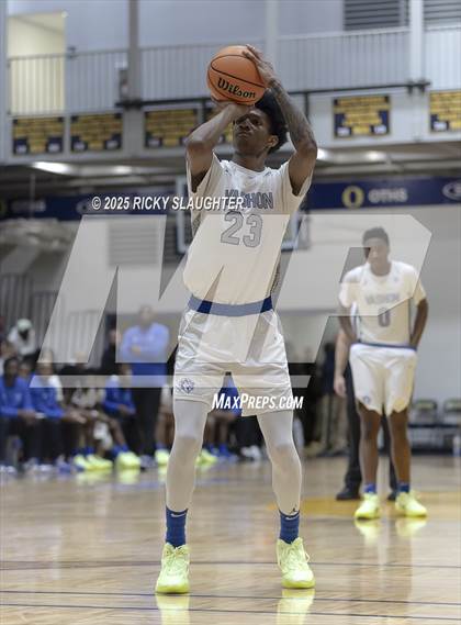 Thumbnail 2 in Bolingbrook vs. Vashon (Bank Of O'Fallon Shootout) photogallery.