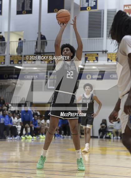 Thumbnail 3 in Bolingbrook vs. Vashon (Bank Of O'Fallon Shootout) photogallery.