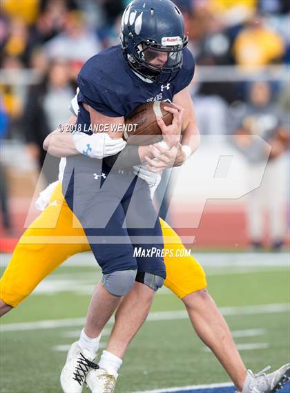 Thumbnail 2 in Palmer Ridge vs. Pueblo East (CHSAA 3A Championship) photogallery.