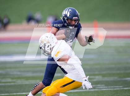 Thumbnail 2 in Palmer Ridge vs. Pueblo East (CHSAA 3A Championship) photogallery.