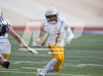 Thumbnail 2 in Palmer Ridge vs. Pueblo East (CHSAA 3A Championship) photogallery.