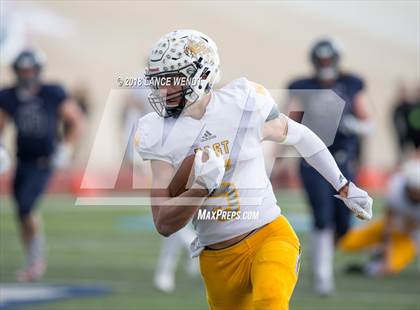 Thumbnail 1 in Palmer Ridge vs. Pueblo East (CHSAA 3A Championship) photogallery.