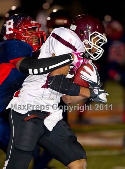 Thumbnail 2 in Binghamton vs. Orchard Park (NYSPHSAA Class AA Semifinal) photogallery.