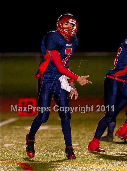 Thumbnail 1 in Binghamton vs. Orchard Park (NYSPHSAA Class AA Semifinal) photogallery.
