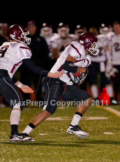 Thumbnail 1 in Binghamton vs. Orchard Park (NYSPHSAA Class AA Semifinal) photogallery.