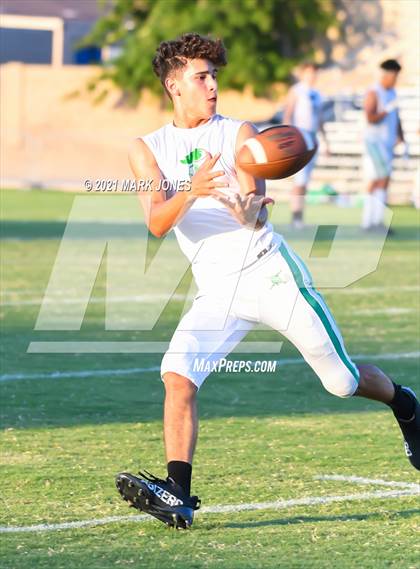 Thumbnail 1 in Northwest Christian vs. St. Mary's (Scrimmage) photogallery.