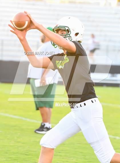 Thumbnail 2 in Northwest Christian vs. St. Mary's (Scrimmage) photogallery.