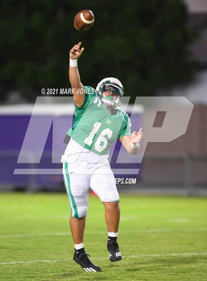 Thumbnail 2 in Northwest Christian vs. St. Mary's (Scrimmage) photogallery.