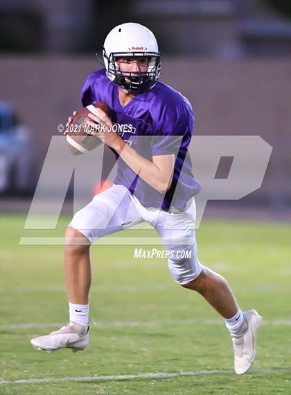 Thumbnail 3 in Northwest Christian vs. St. Mary's (Scrimmage) photogallery.