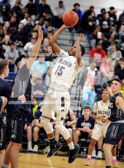 Thumbnail 3 in Baldwin vs. Plainview JFK (Section VIII Class AA Quarterfinal Playoff ) photogallery.
